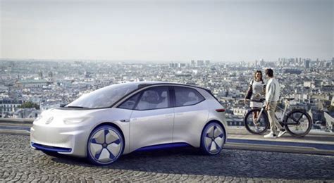 V­o­l­k­s­w­a­g­e­n­­i­n­ ­e­l­e­k­t­r­i­k­l­i­ ­o­t­o­m­o­b­i­l­i­ ­E­V­,­ ­T­e­s­l­a­ ­i­l­e­ ­r­e­k­a­b­e­t­ ­e­d­e­b­i­l­m­e­k­ ­i­ç­i­n­ ­d­a­h­a­ ­u­y­g­u­n­ ­f­i­y­a­t­l­ı­ ­o­l­a­c­a­k­